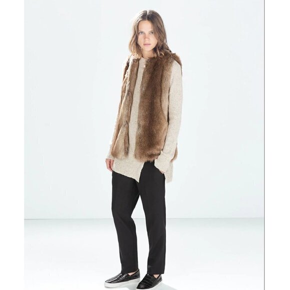 Zara Faux Fur Vest - Picture 1 of 11